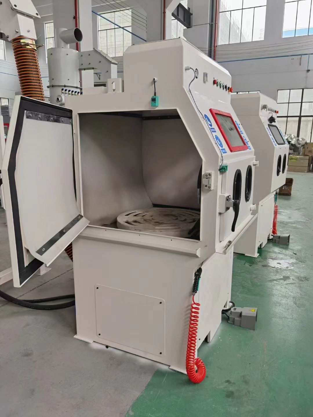 成都移动式抛丸机的工作原理?